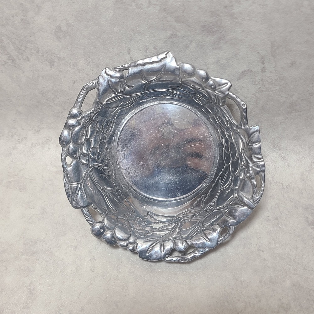 Vintage Arthur Court 2004 Pewter Aluminum Grapevine Candy Nut Bowl 6 in.